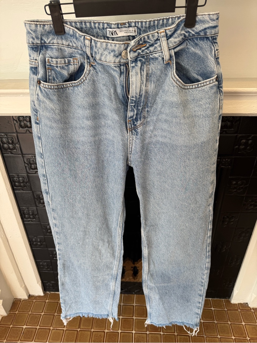 Zara Light Blue Straight-Leg Women’s Jeans